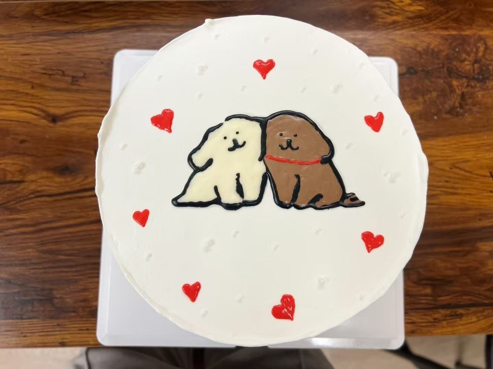 kids custom cake